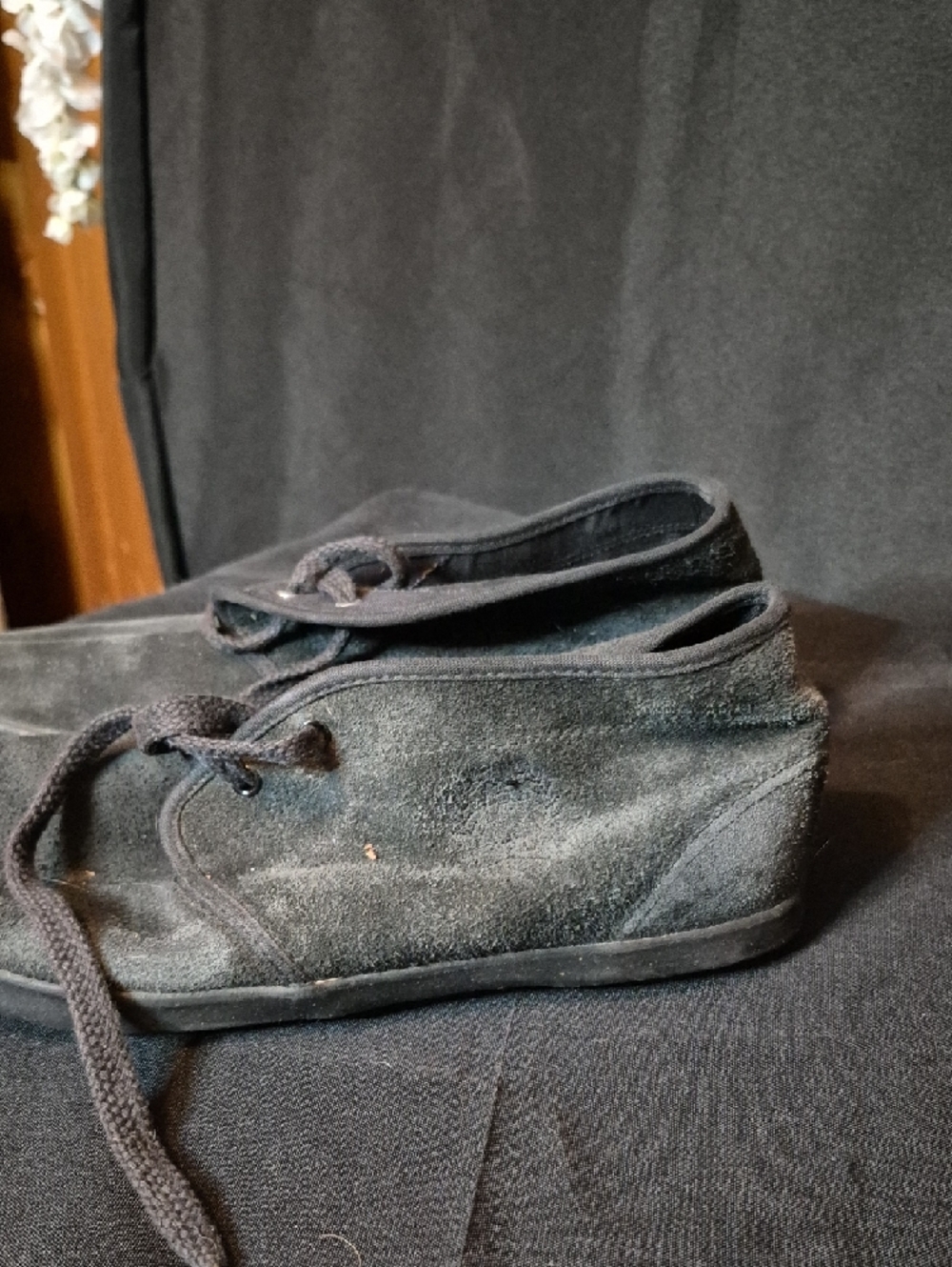 Black Suede Lace-Up Casual Shoes - Picture 5 of 7